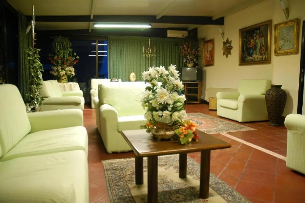 Hotel Flowers Montecatini Terme 3*,  Italy