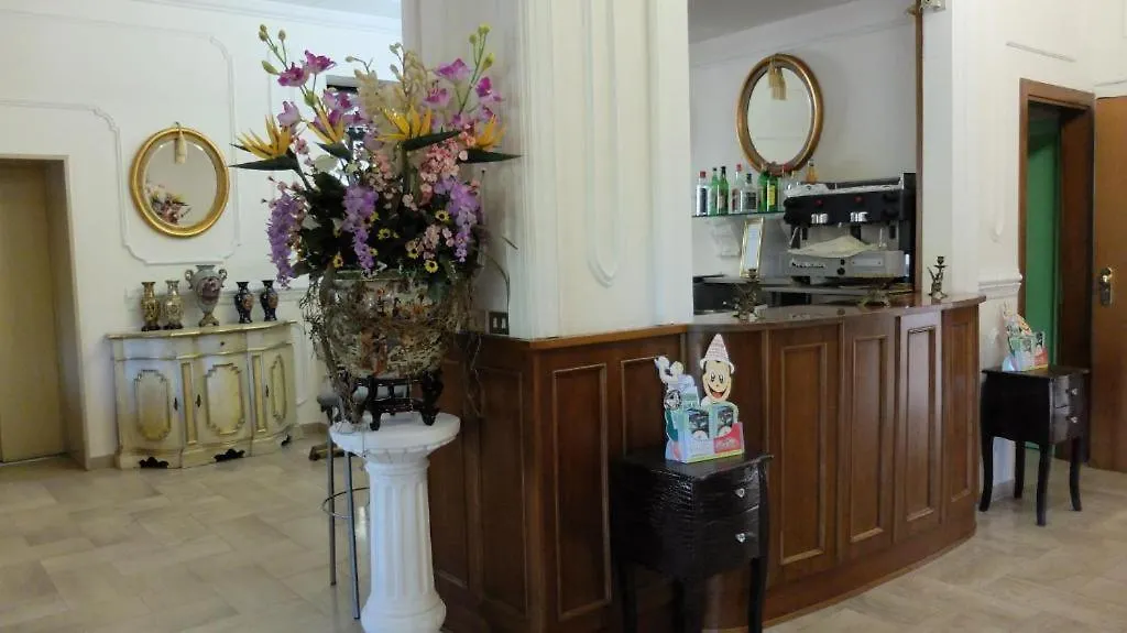 Hotel Flowers Montecatini Terme